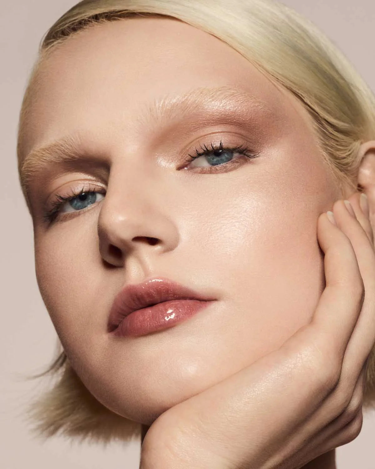 GLOSS BOMB UNIVERSAL LIP LUMINIZER - ref : 09 HOT CHOCOLIT FANTASY