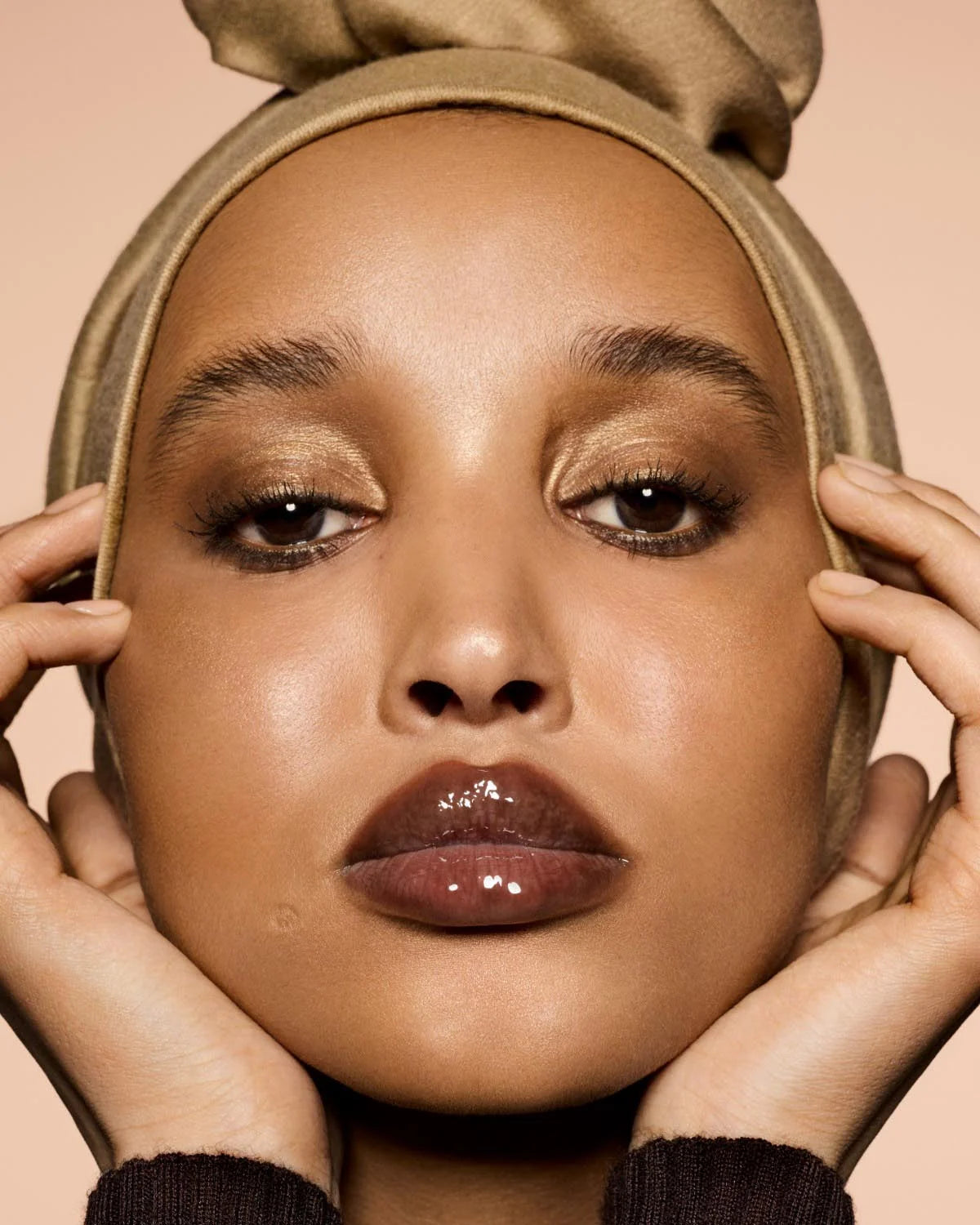 GLOSS BOMB HEAT UNIVERSAL LIP LUMINIZER + PLUMPER - ref : 04 HOT CHOCOLIT HEAT