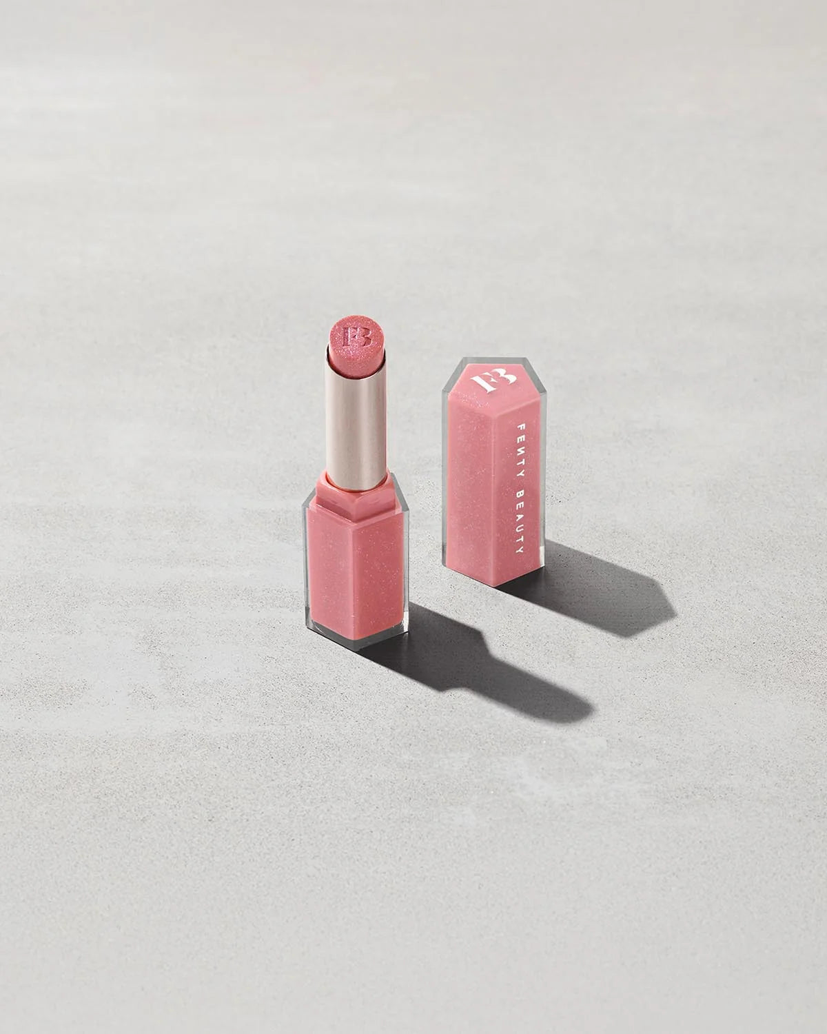 Gloss Bomb Stix High-Shine Gloss Stick -ref: Shimmering Fussy