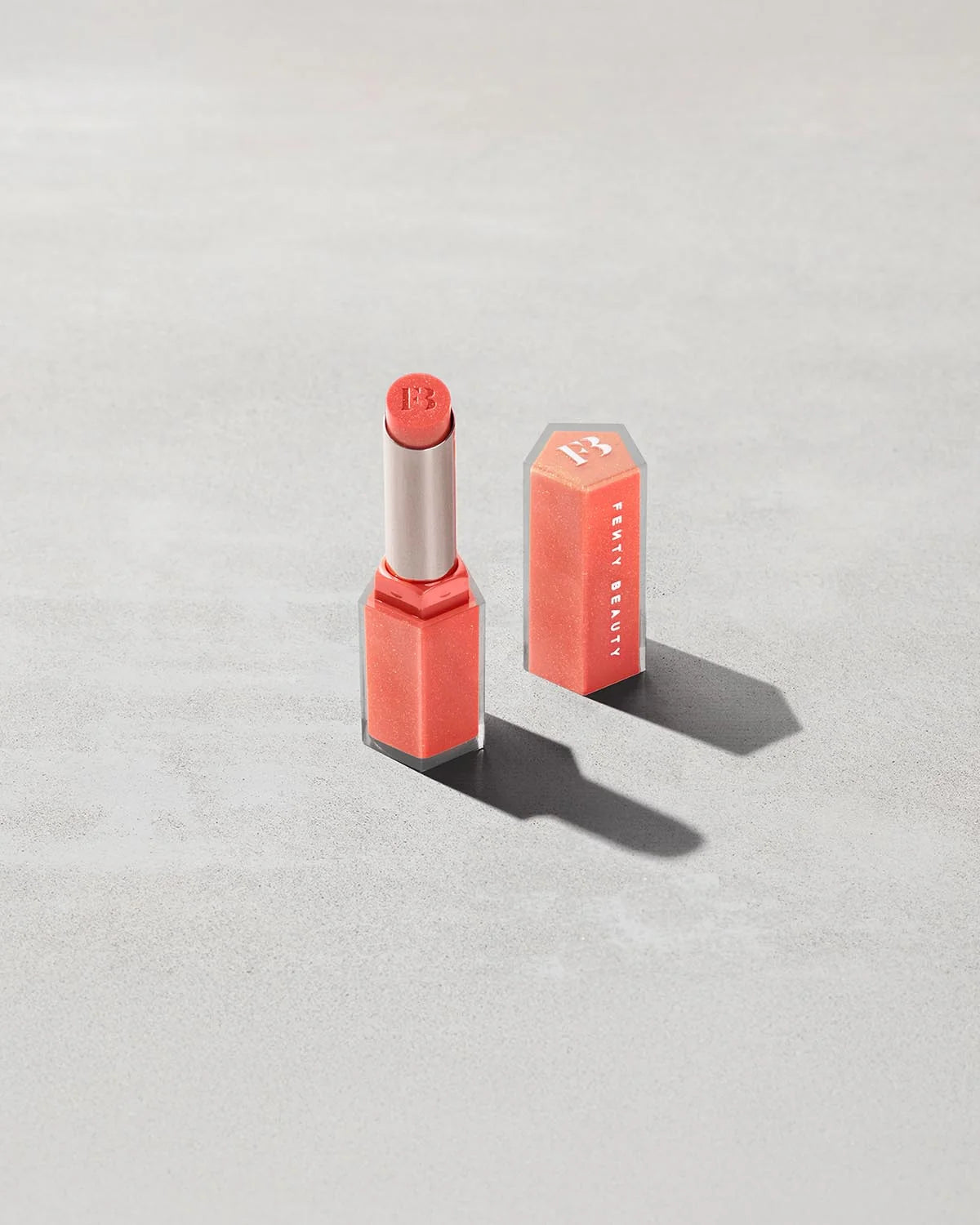 Gloss Bomb Stix Bâton de gloss haute brillance -ref: C U IN MAUI