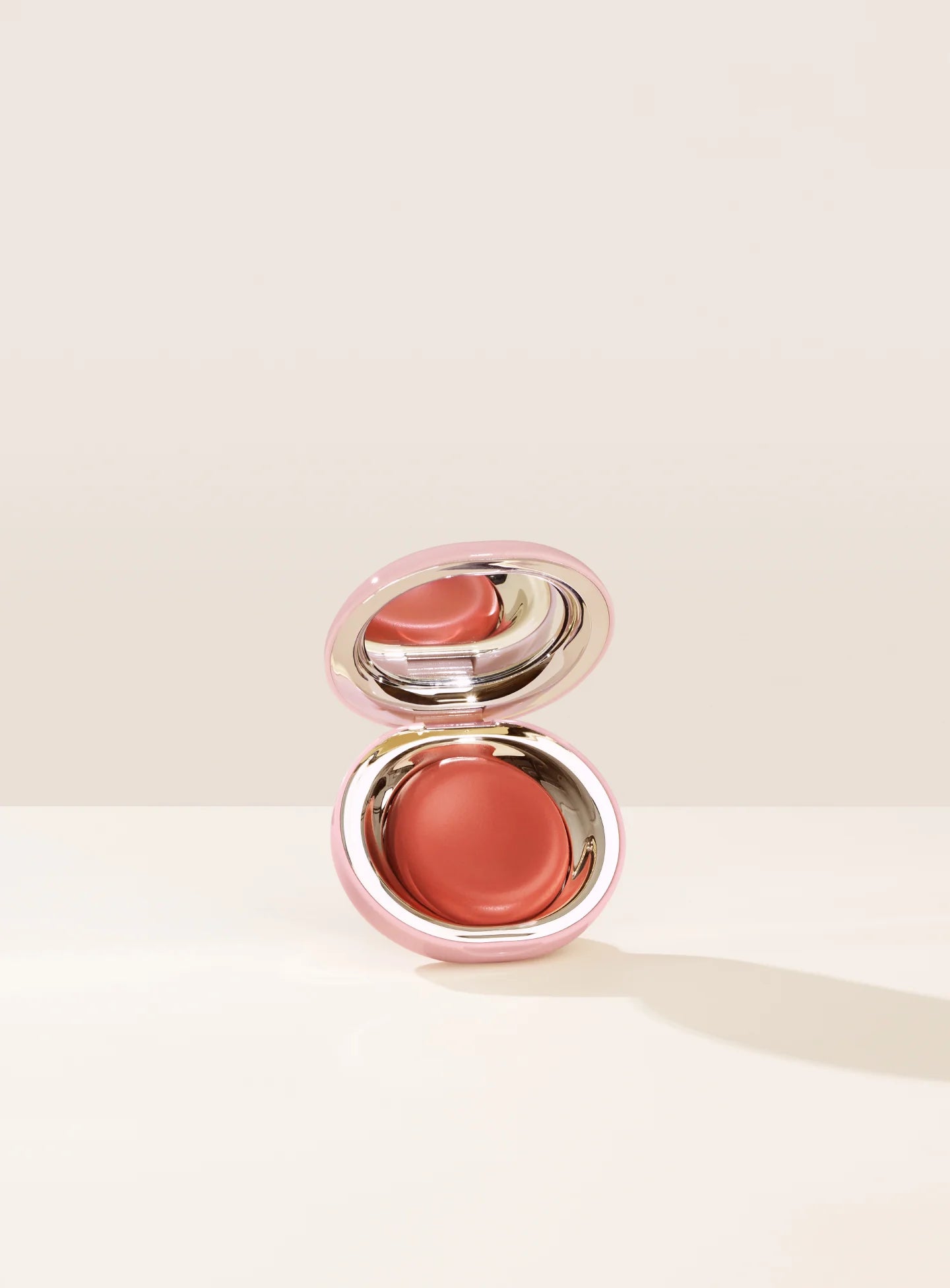 Stay Vulnerable Melting Blush -ref-Nearly Apricot