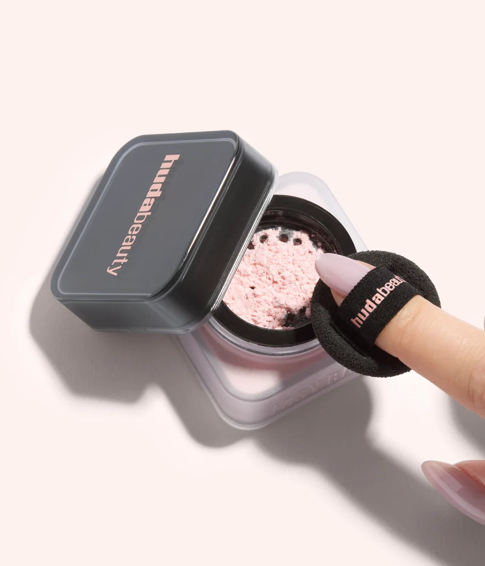 HUDA BEAUTY MINI EASY BAKE LOOSE BAKING & SETTING POWDER REF:POUNDCAKE
