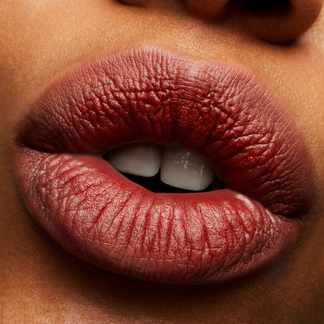 M.A.C POWDER KISS LIPSTICK - ref : 316 DEVOTED TO CHILI