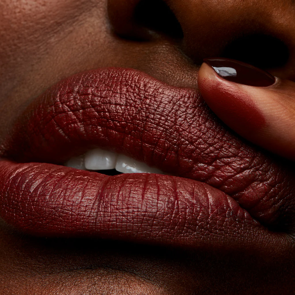 M.A.C POWDER KISS LIPSTICK - ref : 316 DEVOTED TO CHILI