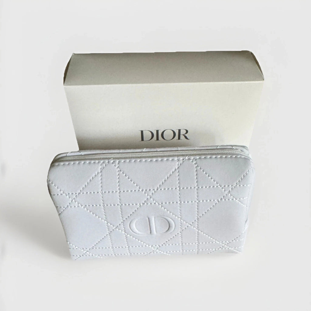 DIOR trousse cannage blanche